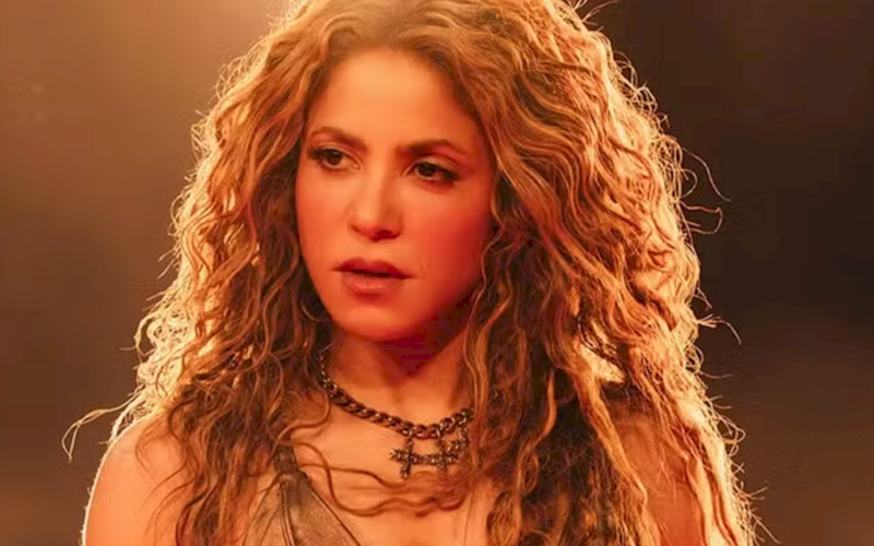 Shakira sob os holofotes: apresentação em Copacabana e acusações de plagio