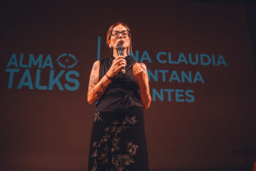 Ana Claudia Quintana Arantes se apresenta em Belo Horizonte com palestra sobre propósito e escolhas
